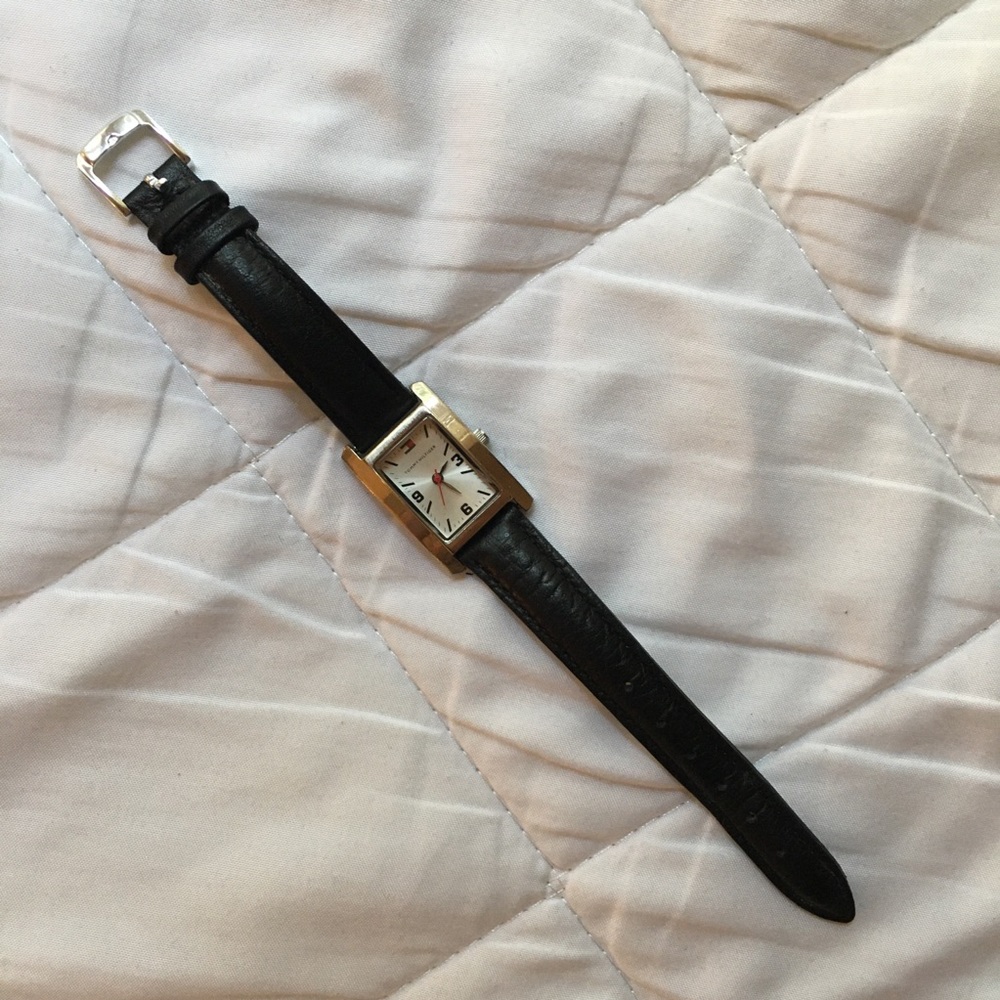 Tommy Hilfiger retro black leather watch